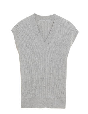 marksandspencer_AU22_KASMIR_T38_4203A_pletena vesta z cisteho kasmiru_seda_2999Kc.jpg